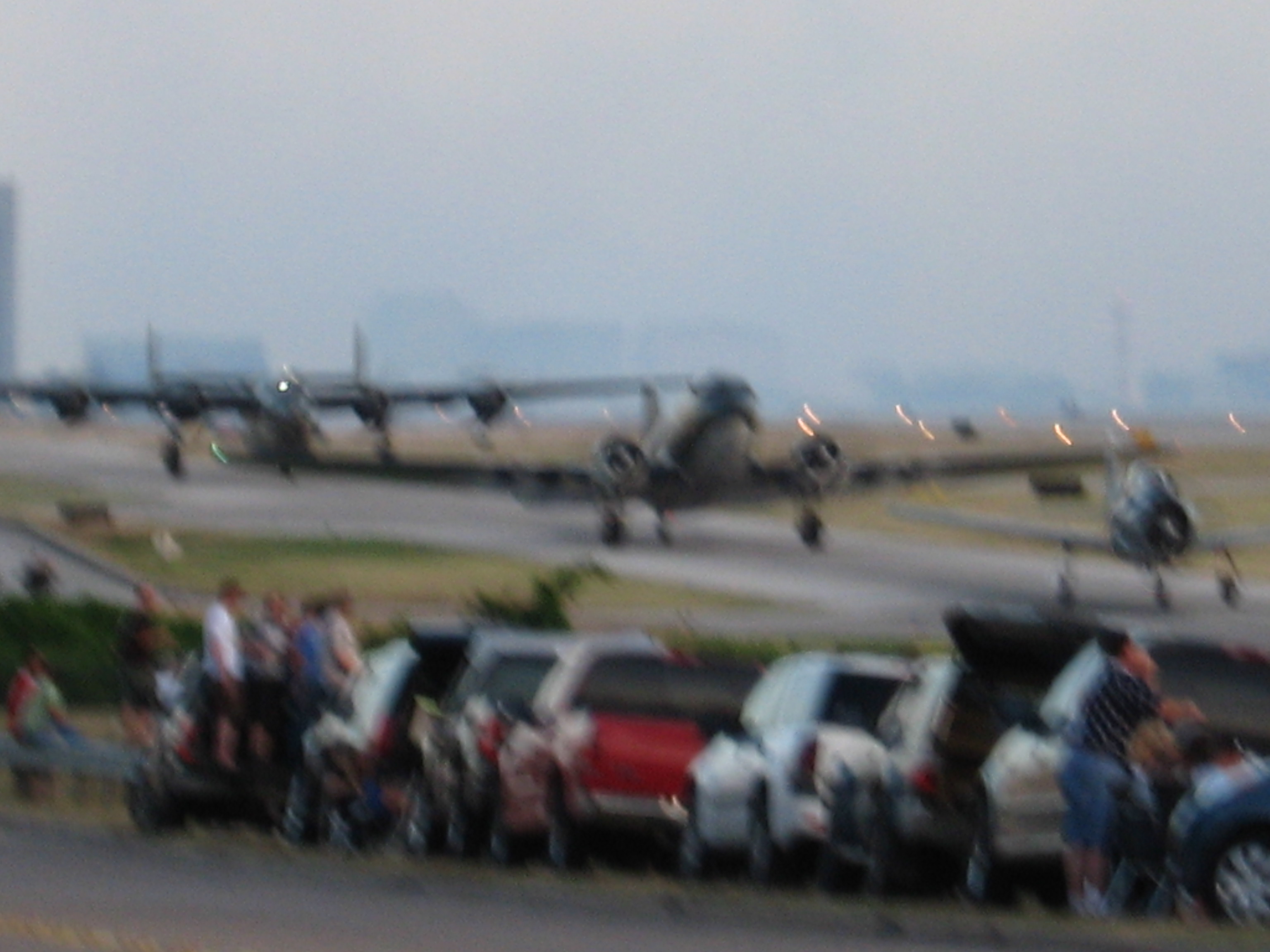 3049x2280 pixels (762K)